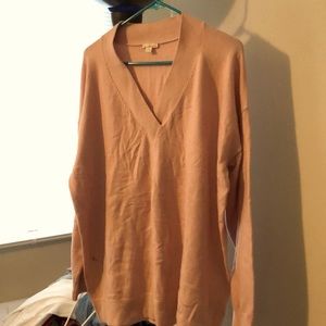Gap v neck sweater